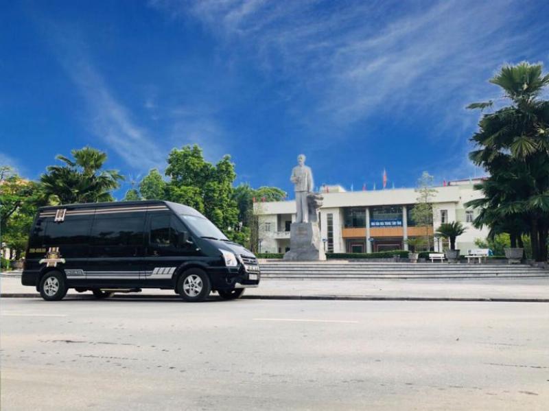 Đi xe limo Hà Nội Cao Bằng an toàn